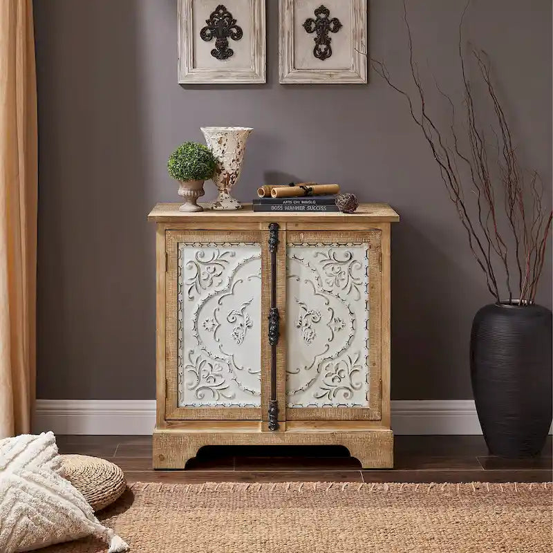 Meuble fleuri rétro et romantique