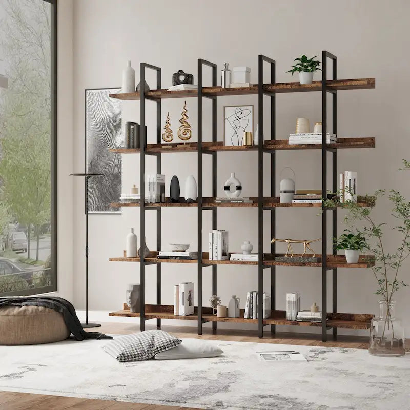 Regal im Vintage-Industriestil mit Metallgestell