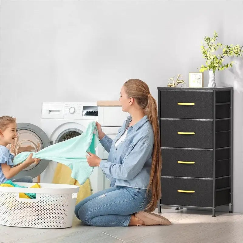 Commode à 4 tiroirs