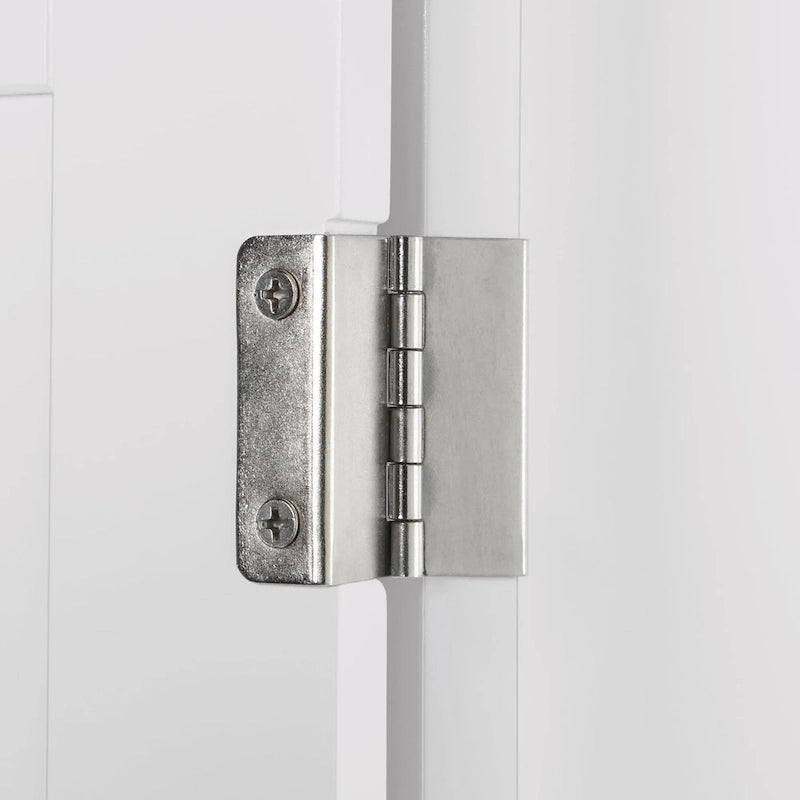 Hoher Badezimmereckschrank mit offenen Regalen